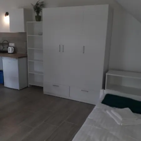 Paprotowka Wiosenny Apartmán *